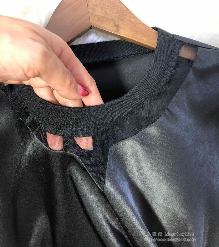 Chanel香奈兒 法國專櫃同步新款 A268 2019早春夏爆款 黑色女連衣裙 修身緊身連衣裙  xly1131